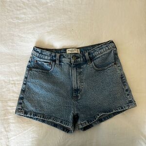 Abercrombie High Rise Mom Short
